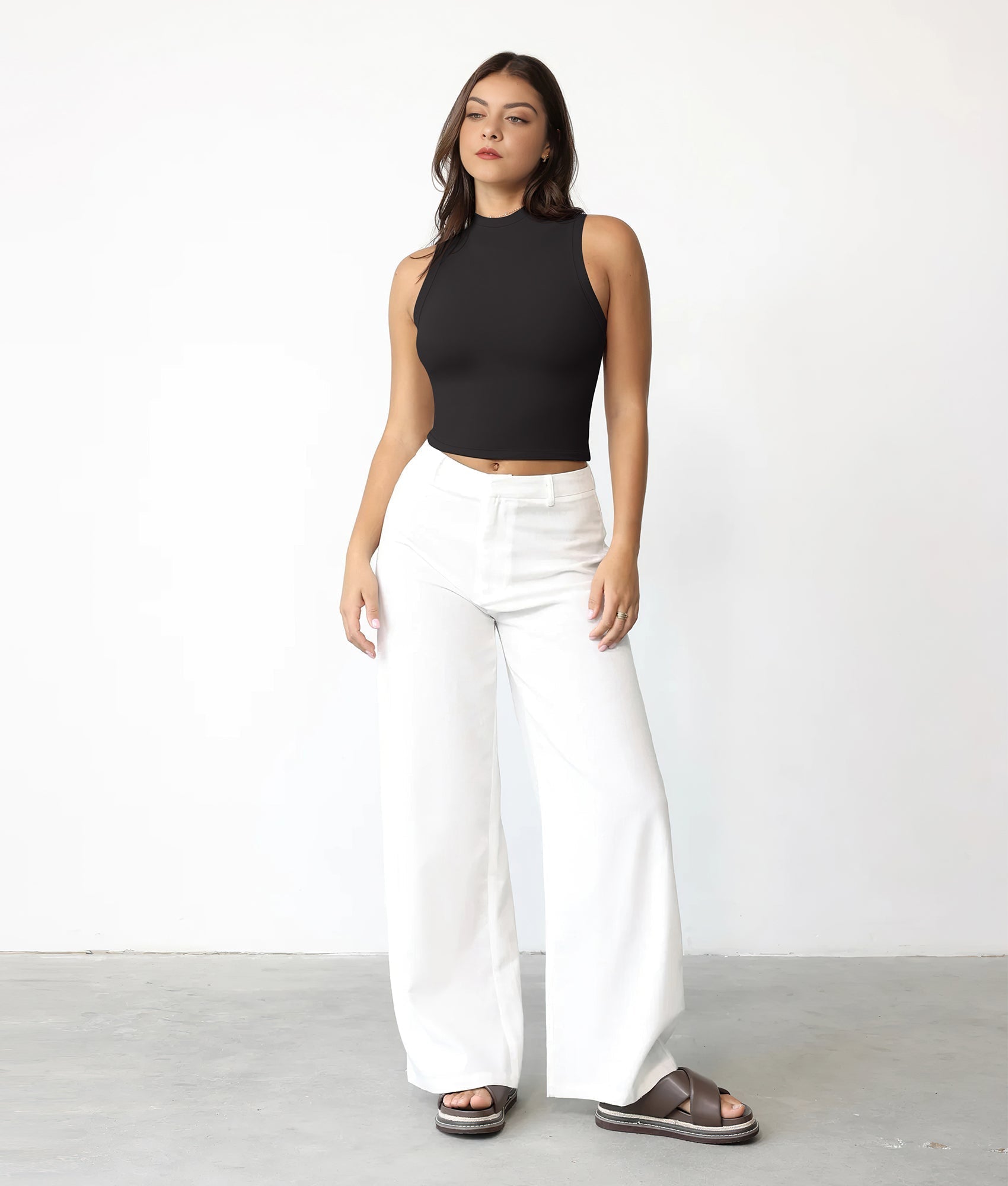 YIANNA Women's Sleeveless Tops Crew Neck Cotton Slim Fit T Shirts Basic Tee Sexy Going Out Crop Top